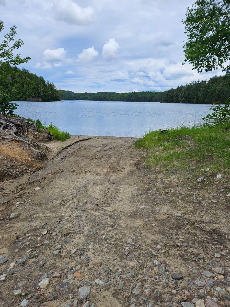 Photo of Multiple sites on lake (huge group)